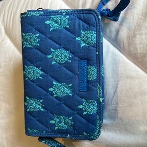Vera Bradley RFID All in One Crossbody Bag in Signature Cotton Marine Turtles